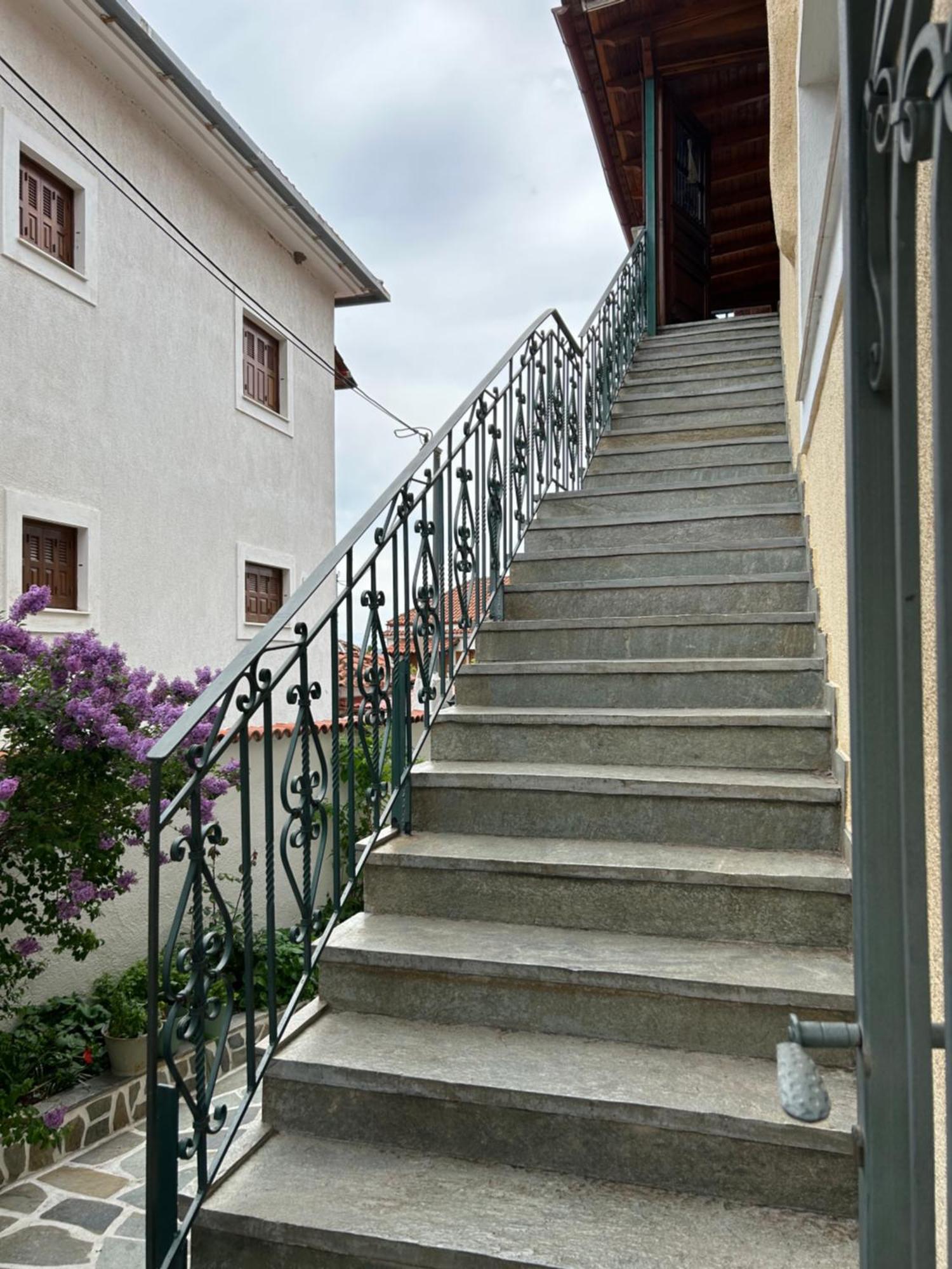 Guesthouse Doma Est 1991 Arachova Exterior photo